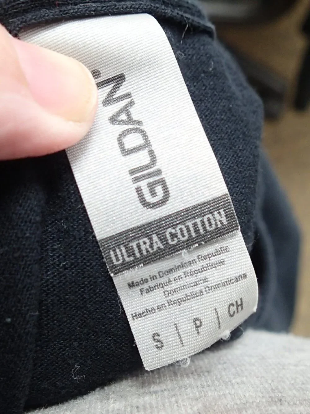 Gildan pre owned